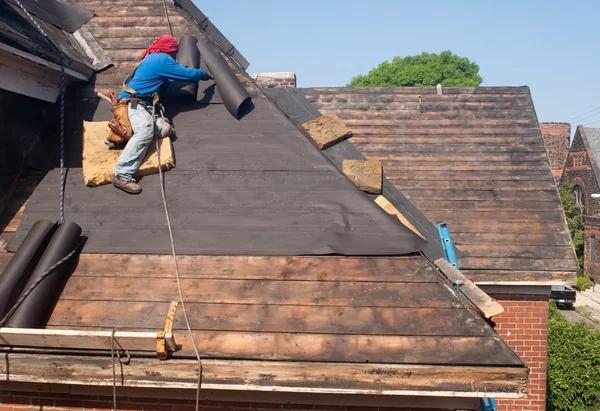 Roofing Companies Offering Complete Roof Replacement Services