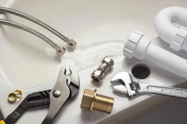 Simple Home Plumbing Issues You Can Handle Yourself
